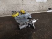 Master brake cylinder