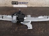Rear window lifting mechanism without motor