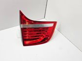 Tailgate rear/tail lights