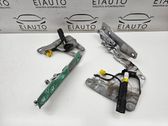 Engine bonnet/hood hinges