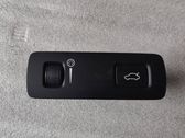 Tailgate opening switch