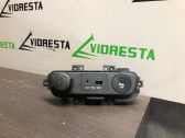 12V Steckdose vorne