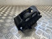 Engine mount bracket