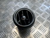 Grille d'aération centrale