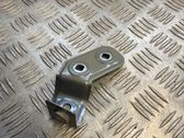 Fender mounting bracket