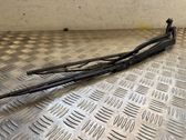 Windshield/front glass wiper blade