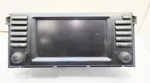 Radio / CD-Player / DVD-Player / Navigation