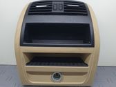 Rear air vent grill