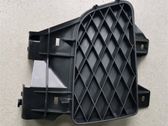 Grille inférieure de pare-chocs avant