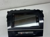 Radio / CD-Player / DVD-Player / Navigation
