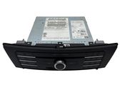 Radio / CD-Player / DVD-Player / Navigation