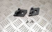 Headlight/headlamp mounting bracket