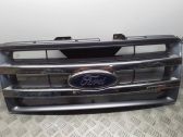 Front bumper upper radiator grill
