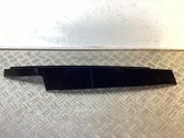 Moulure de vitre de la porte avant
