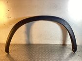 Garniture pour voûte de roue avant