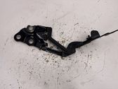 Engine bonnet/hood hinges