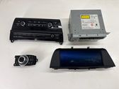 Radio/CD/DVD/GPS head unit