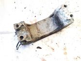 Engine mounting bracket