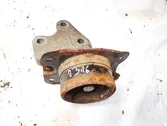 Engine mount bracket