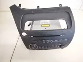 Radio/CD/DVD/GPS-pääyksikkö