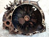 Mechaninė 5 pavarų dėžė