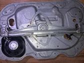 Mécanisme de lève-vitre avec moteur