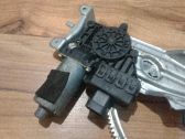 Motor del regulador de la ventanilla de la puerta delantera