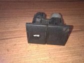 Interruptor para abrir la puerta trasera