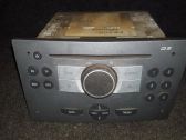 Radio/CD/DVD/GPS-pääyksikkö