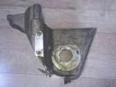 Engine mounting bracket