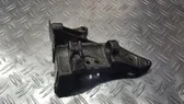 Engine mounting bracket