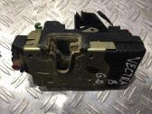 Cerradura de puerta trasera