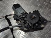 Motor del regulador de la ventanilla de la puerta delantera