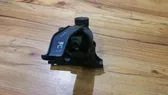 Engine mount bracket