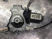 Moteur de lève-vitre de porte avant