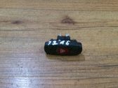 Botón interruptor de luz de peligro