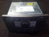 Radio/CD/DVD/GPS-pääyksikkö
