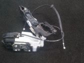 Cerradura de puerta delantera