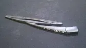 Rear wiper blade arm