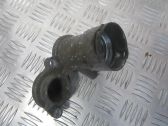 Tuyau de liquide de refroidissement moteur