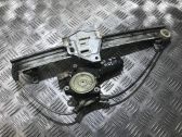 Regulador con motor de la ventanilla de la puerta corredera