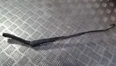 Etupyyhkimen sulan varsi
