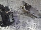 Cerradura de puerta delantera