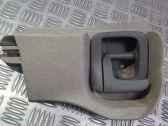 Palanca de liberación de la tapa del motor (capó)