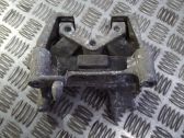 Engine mount bracket