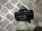 Botón interruptor de luz de peligro