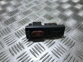 Botón interruptor de luz de peligro
