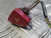Botón interruptor de luz de peligro
