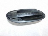 Manecilla externa puerta delantera