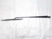 Front wiper blade arm